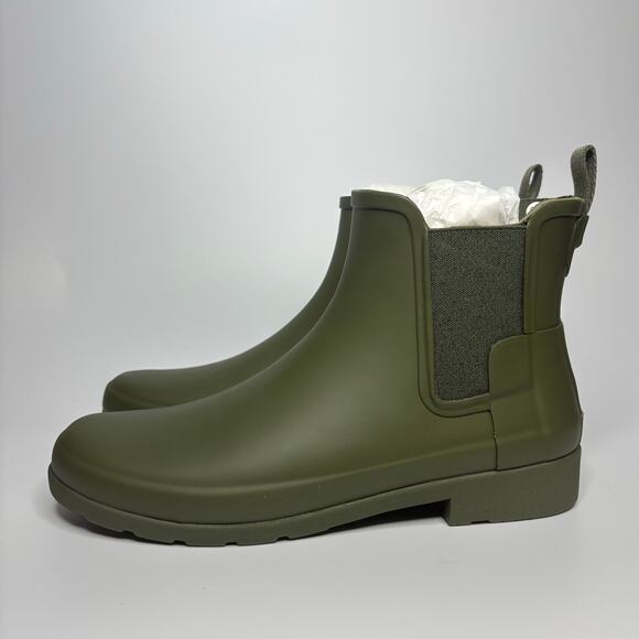 Hunter Original Refined Waterproof Chelsea Rain Boots in Ismarken Olive - Picture 3 of 11
